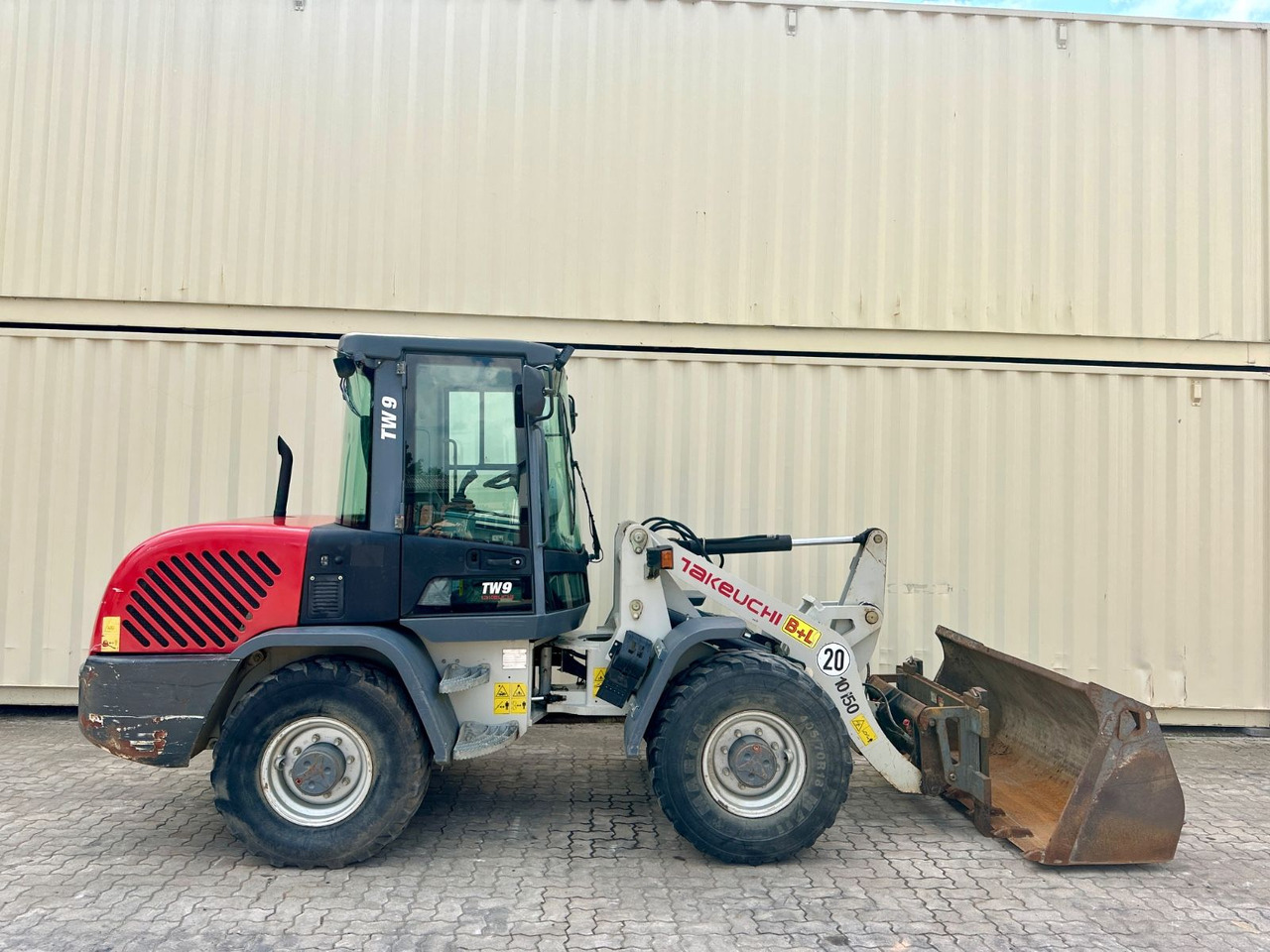 Takeuchi TW9 /4.800 KG /Deutsche Maschine /Gabel+Schaufel - Tekerlekli yükleyici: fotoğraf 4 Takeuchi TW9 /4.800 KG /Deutsche Maschine /Gabel+Schaufel - Tekerlekli yükleyici: fotoğraf 4