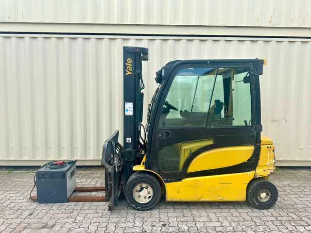 Yale ERP30VL / Seitenschieber + Zinkenverstellung - Elektrikli forklift: fotoğraf 2 Yale ERP30VL / Seitenschieber + Zinkenverstellung - Elektrikli forklift: fotoğraf 2