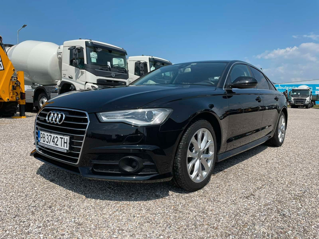 Audi A6 2.0 TDI S tronic quattro - Sedan araba: fotoğraf 3 Audi A6 2.0 TDI S tronic quattro - Sedan araba: fotoğraf 3