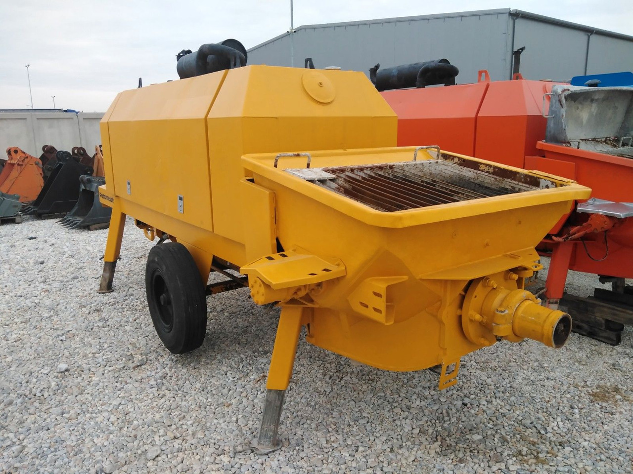 PUTZMEISTER BSA 1407 D - Sabit beton pompası: fotoğraf 5 PUTZMEISTER BSA 1407 D - Sabit beton pompası: fotoğraf 5