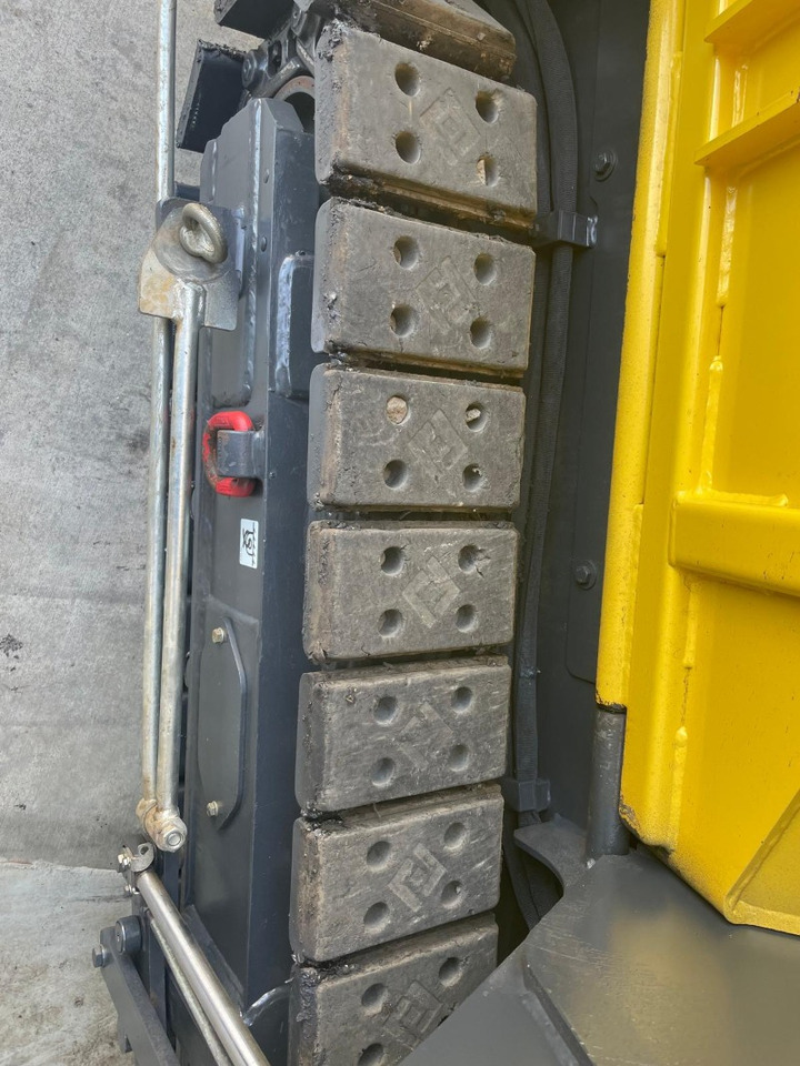 BOMAG IT BF 200 C-2 S200 TV Stage V/Tier 4f - Asfalt serici: fotoğraf 5 BOMAG IT BF 200 C-2 S200 TV Stage V/Tier 4f - Asfalt serici: fotoğraf 5