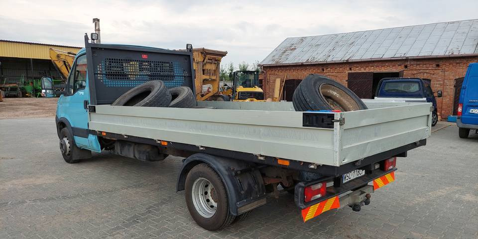 Iveco Daily 65C17 silnik 3.0 skrzynia automat - Açık kasa kamyonet: fotoğraf 3 Iveco Daily 65C17 silnik 3.0 skrzynia automat - Açık kasa kamyonet: fotoğraf 3