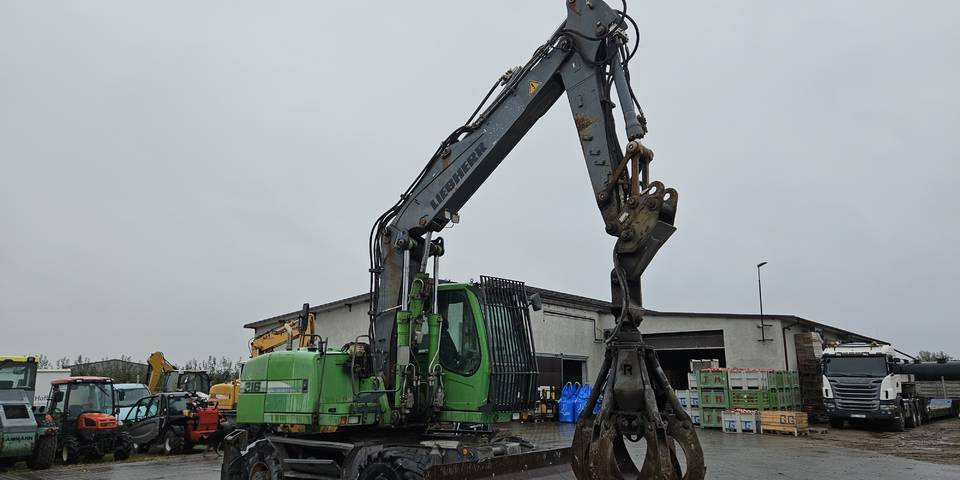 Koparka kołowa Liebherr A 316 Litronic chwytak podpory pług - Tekerlekli ekskavatör: fotoğraf 3 Koparka kołowa Liebherr A 316 Litronic chwytak podpory pług - Tekerlekli ekskavatör: fotoğraf 3