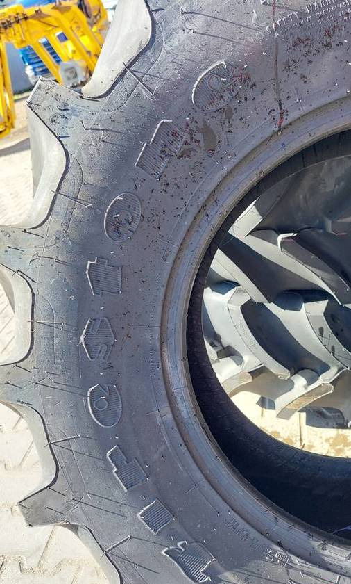 NOWE opony Firestone Radial 4000 360/70R20 8 sztuk - Lastik - Tarım araçları: fotoğraf 3 NOWE opony Firestone Radial 4000 360/70R20 8 sztuk - Lastik - Tarım araçları: fotoğraf 3