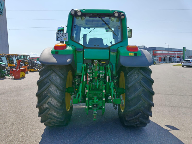 John Deere 6620 - Traktör: fotoğraf 4 John Deere 6620 - Traktör: fotoğraf 4