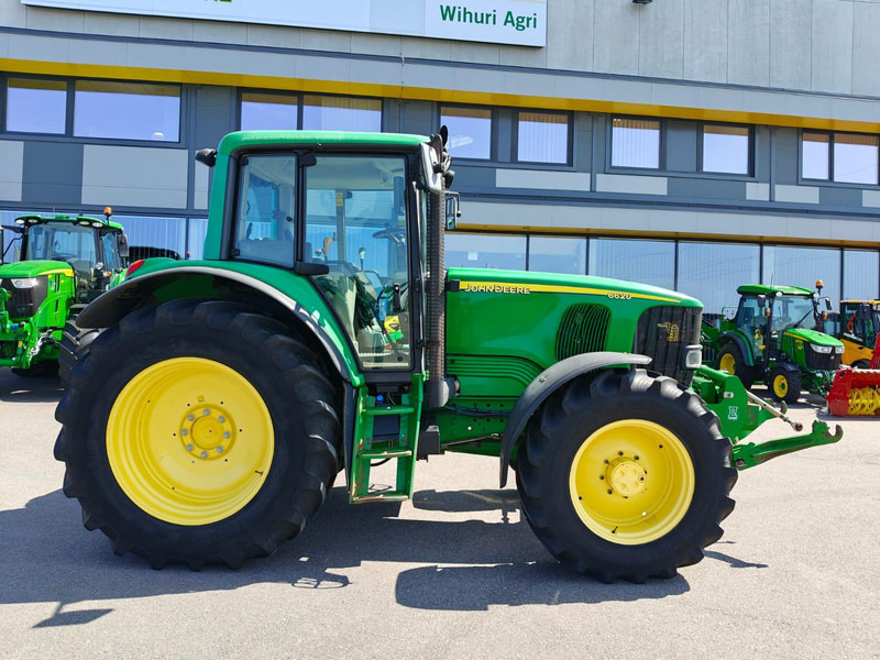 John Deere 6620 - Traktör: fotoğraf 2 John Deere 6620 - Traktör: fotoğraf 2