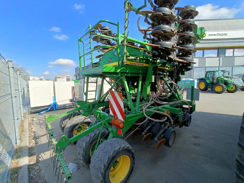 John Deere 750 A - Hassas ekim makinesi: fotoğraf 4 John Deere 750 A - Hassas ekim makinesi: fotoğraf 4