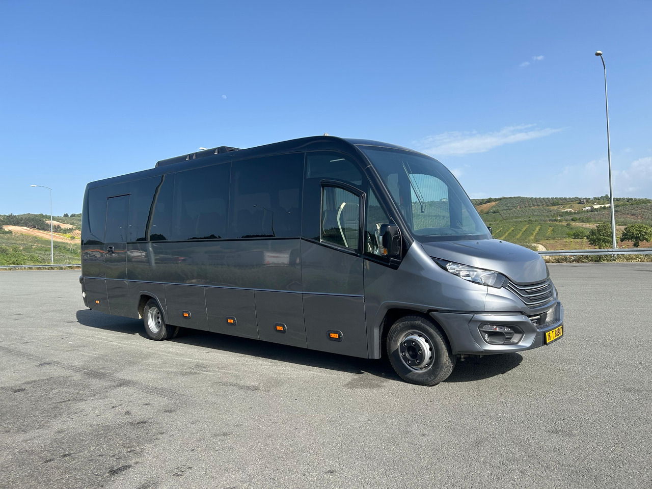 IVECO DAILY - RIGHT HAND DRIVE TOURISTIC VEHICLE - Turistik otobüs: fotoğraf 2 IVECO DAILY - RIGHT HAND DRIVE TOURISTIC VEHICLE - Turistik otobüs: fotoğraf 2