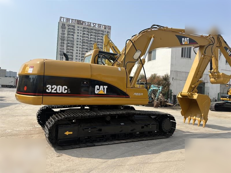 CATERPILLAR 320C - Paletli ekskavatör: fotoğraf 1 CATERPILLAR 320C - Paletli ekskavatör: fotoğraf 1