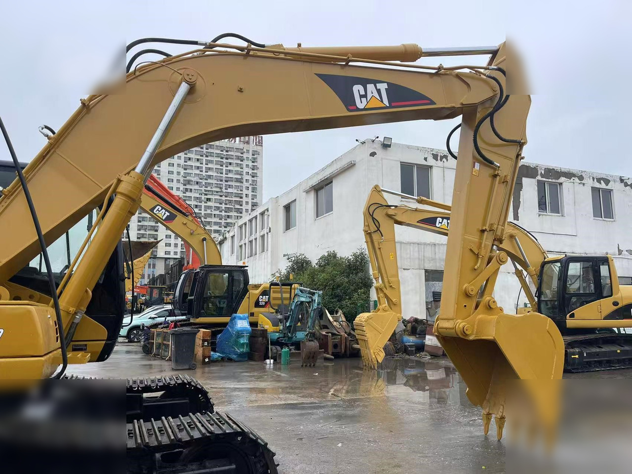CATERPILLAR 320CL - Paletli ekskavatör: fotoğraf 4 CATERPILLAR 320CL - Paletli ekskavatör: fotoğraf 4