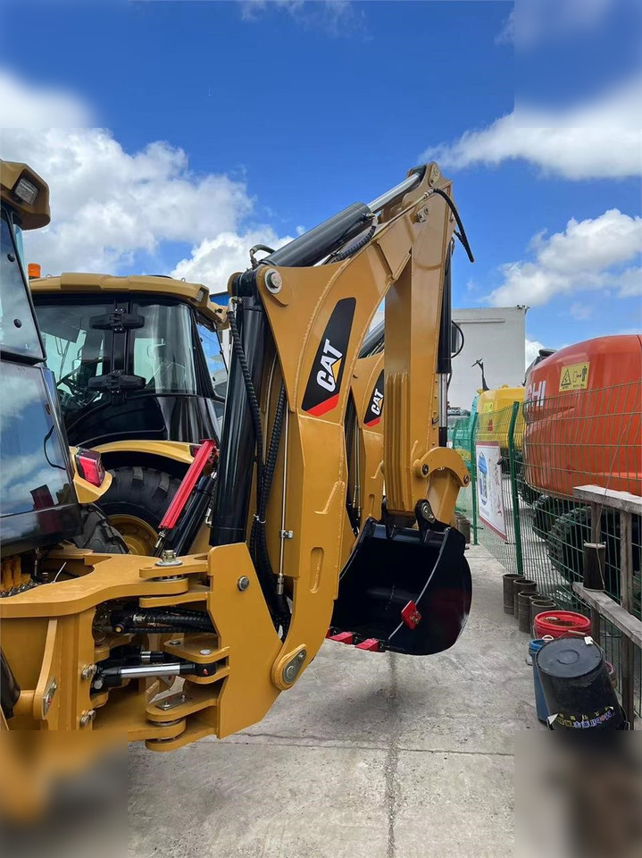 CATERPILLAR 430F2 - Iş makinesi: fotoğraf 3 CATERPILLAR 430F2 - Iş makinesi: fotoğraf 3