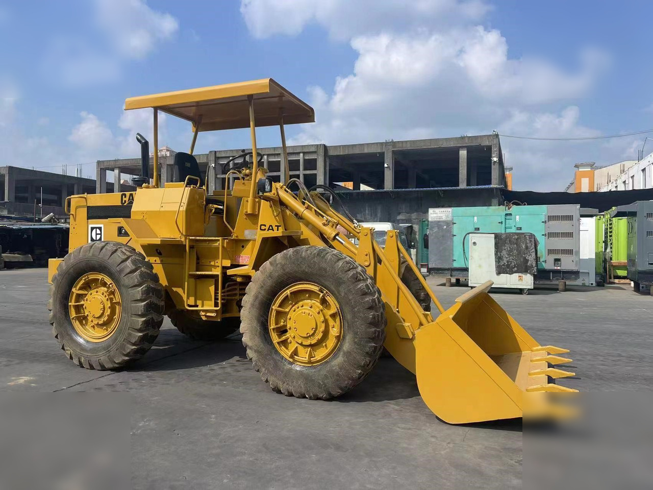 CATERPILLAR 910 - Tekerlekli yükleyici: fotoğraf 2 CATERPILLAR 910 - Tekerlekli yükleyici: fotoğraf 2