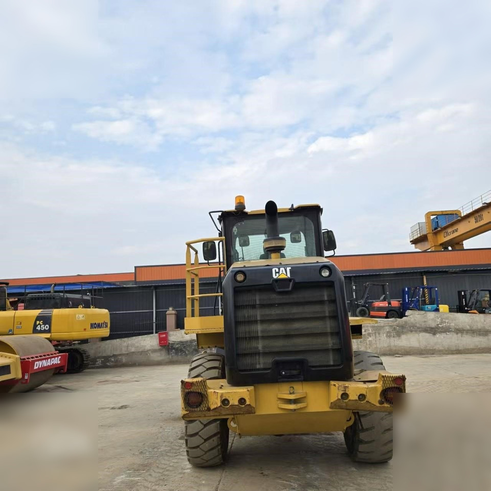 CATERPILLAR 924K - Tekerlekli yükleyici: fotoğraf 5 CATERPILLAR 924K - Tekerlekli yükleyici: fotoğraf 5