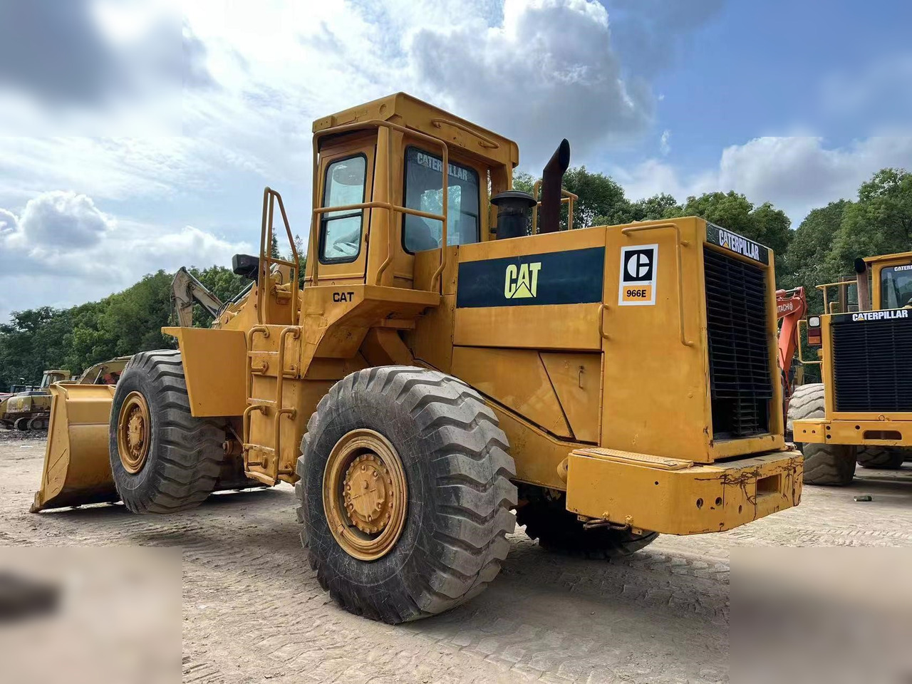 CATERPILLAR 966E - Tekerlekli yükleyici: fotoğraf 1 CATERPILLAR 966E - Tekerlekli yükleyici: fotoğraf 1