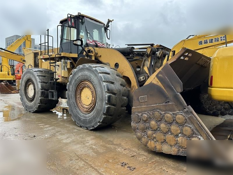 CATERPILLAR 986H - Tekerlekli yükleyici: fotoğraf 2 CATERPILLAR 986H - Tekerlekli yükleyici: fotoğraf 2