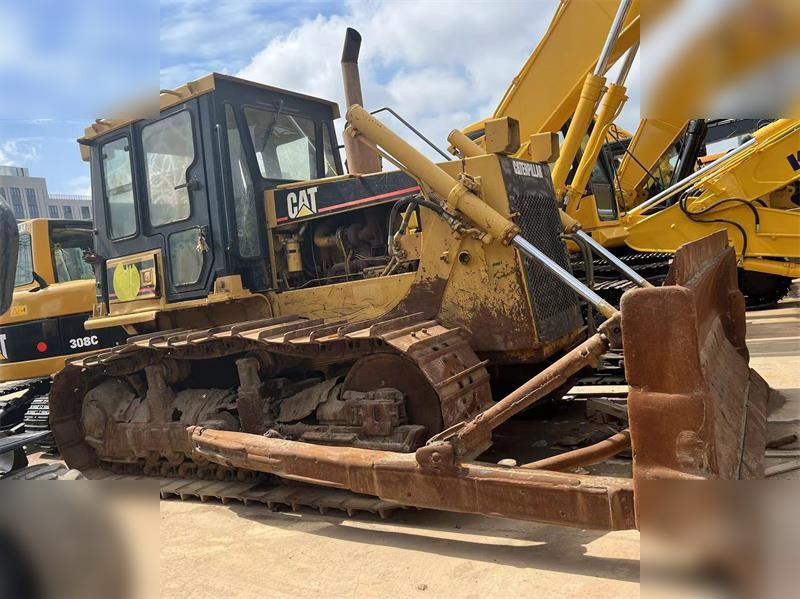 CATERPILLAR D6G - Buldozer: fotoğraf 1 CATERPILLAR D6G - Buldozer: fotoğraf 1