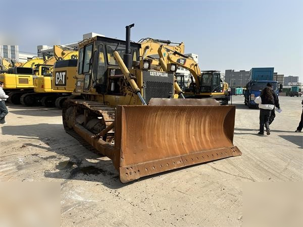 CATERPILLAR D6G - Buldozer: fotoğraf 4 CATERPILLAR D6G - Buldozer: fotoğraf 4