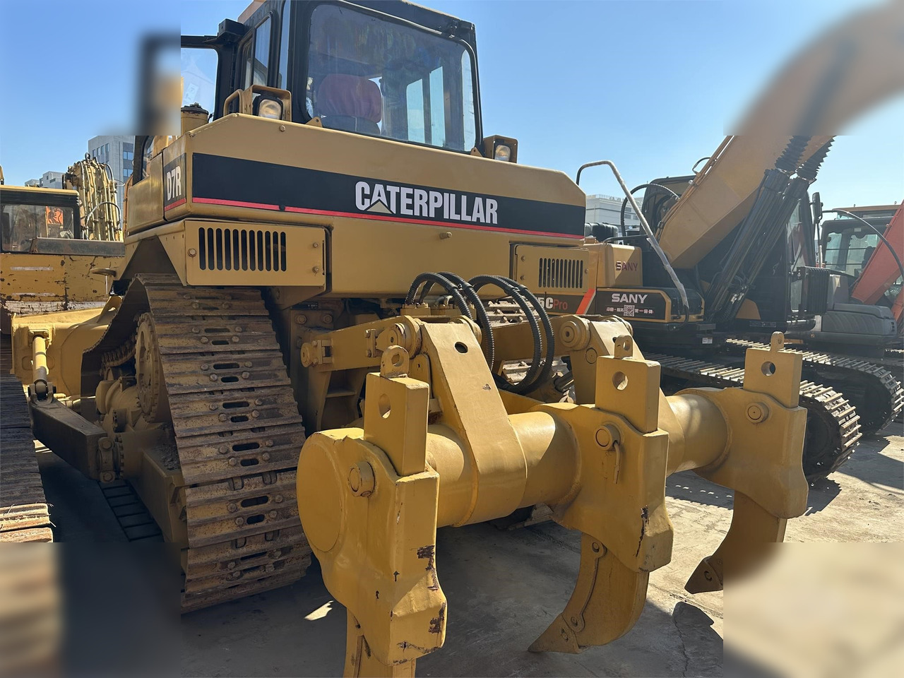 CATERPILLAR D7R II - Buldozer: fotoğraf 2 CATERPILLAR D7R II - Buldozer: fotoğraf 2