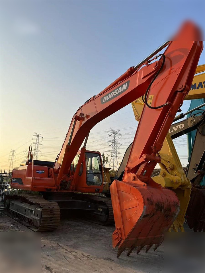 Paletli ekskavatör DOOSAN DH300 LC-7: fotoğraf 7