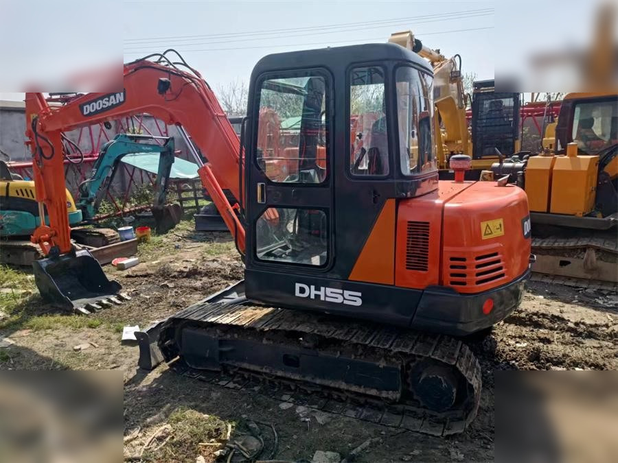 DOOSAN DH55 - Mini ekskavatör: fotoğraf 1 DOOSAN DH55 - Mini ekskavatör: fotoğraf 1