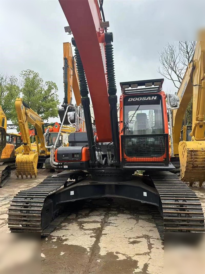DOOSAN DX300 LC-9C - Paletli ekskavatör: fotoğraf 3 DOOSAN DX300 LC-9C - Paletli ekskavatör: fotoğraf 3