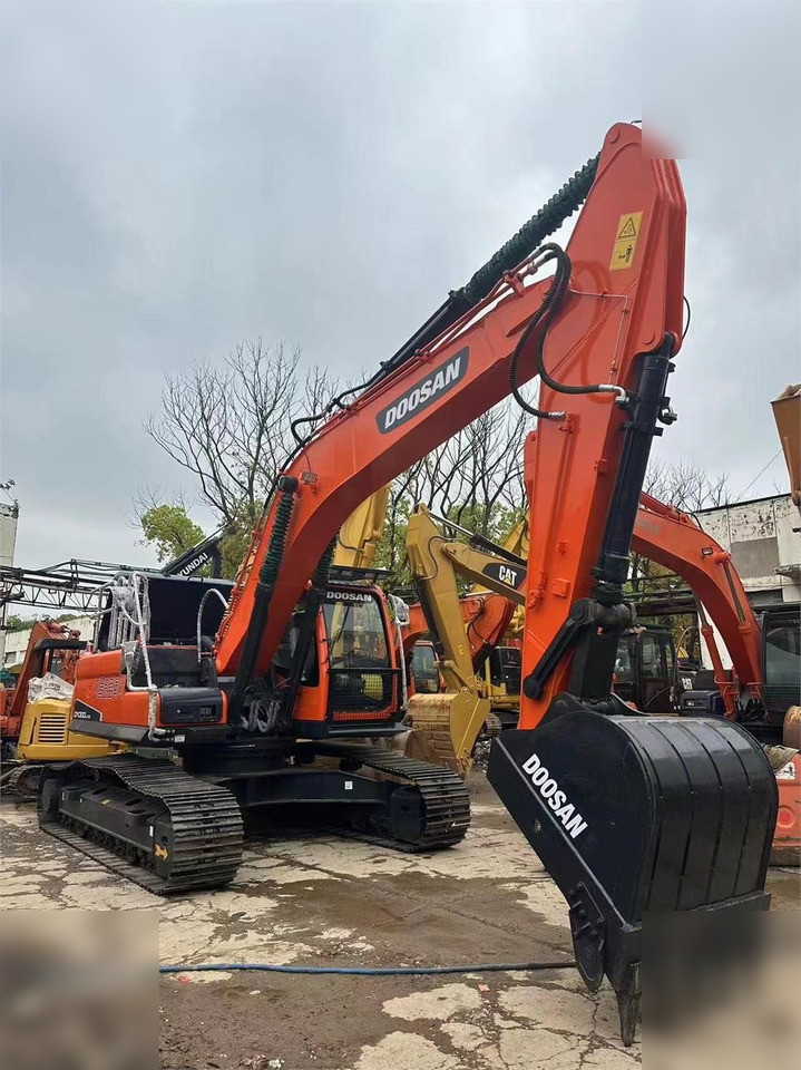 DOOSAN DX300 LC - Paletli ekskavatör: fotoğraf 5 DOOSAN DX300 LC - Paletli ekskavatör: fotoğraf 5