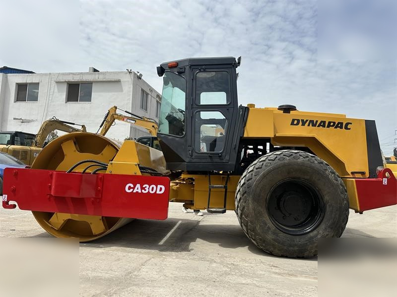 DYNAPAC CA30D - Kompaktör: fotoğraf 5 DYNAPAC CA30D - Kompaktör: fotoğraf 5