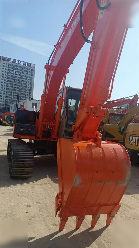 HITACHI EX120-5 - Paletli ekskavatör: fotoğraf 4 HITACHI EX120-5 - Paletli ekskavatör: fotoğraf 4