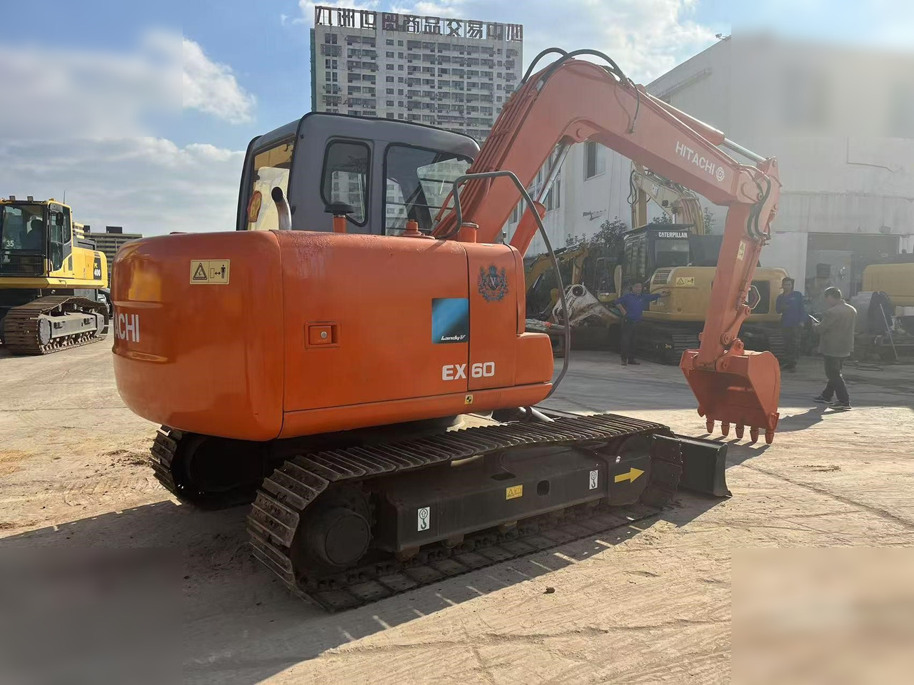 HITACHI EX60 - Paletli ekskavatör: fotoğraf 2 HITACHI EX60 - Paletli ekskavatör: fotoğraf 2