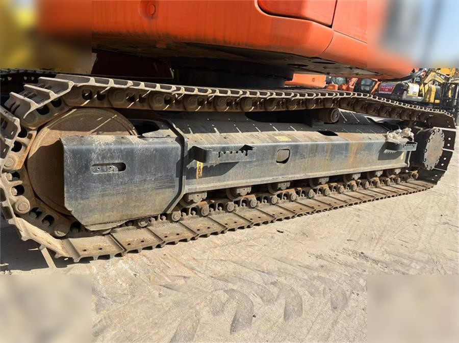 HITACHI ZX135US - Paletli ekskavatör: fotoğraf 3 HITACHI ZX135US - Paletli ekskavatör: fotoğraf 3