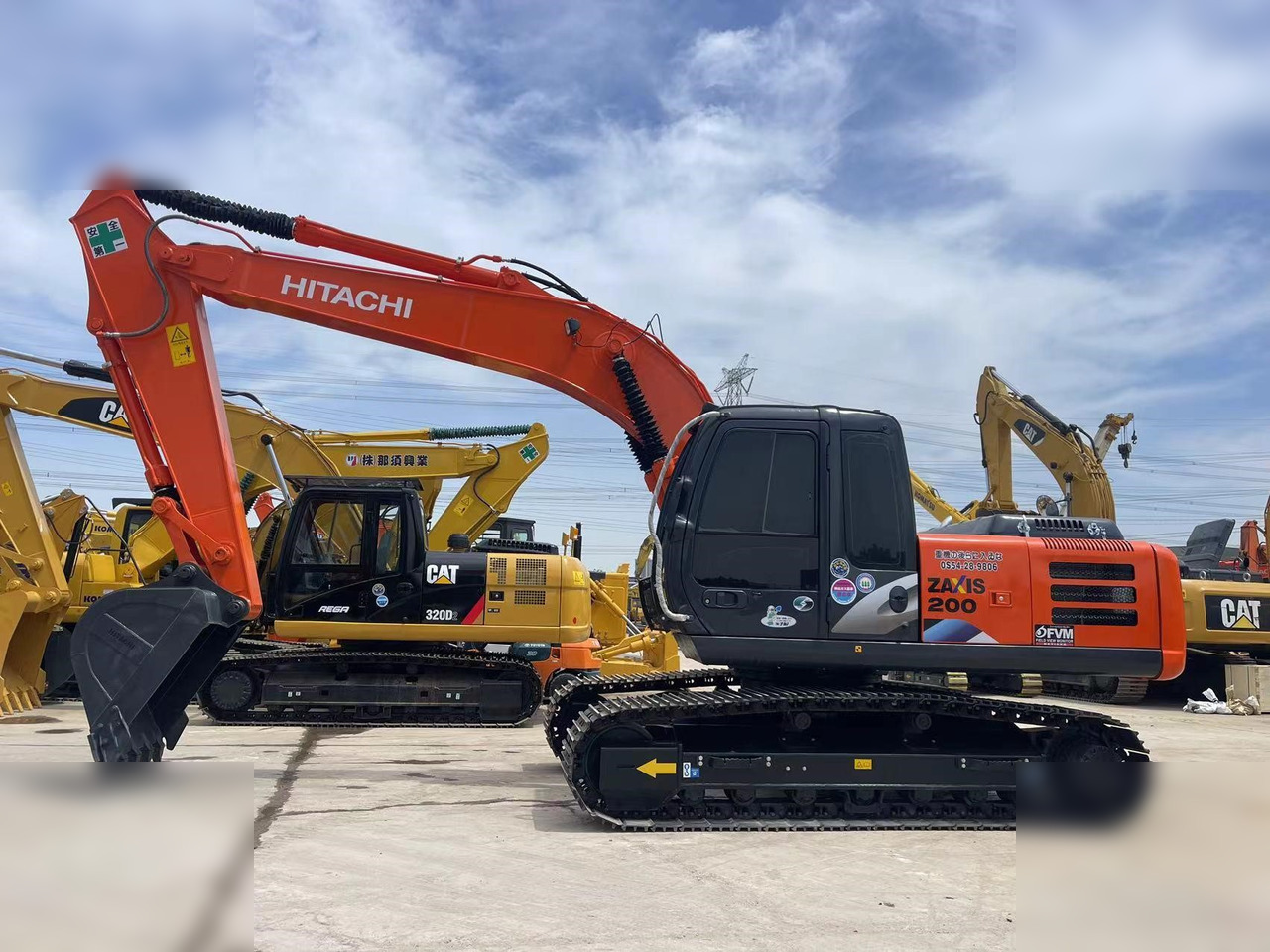 HITACHI ZX200 - Paletli ekskavatör: fotoğraf 1 HITACHI ZX200 - Paletli ekskavatör: fotoğraf 1