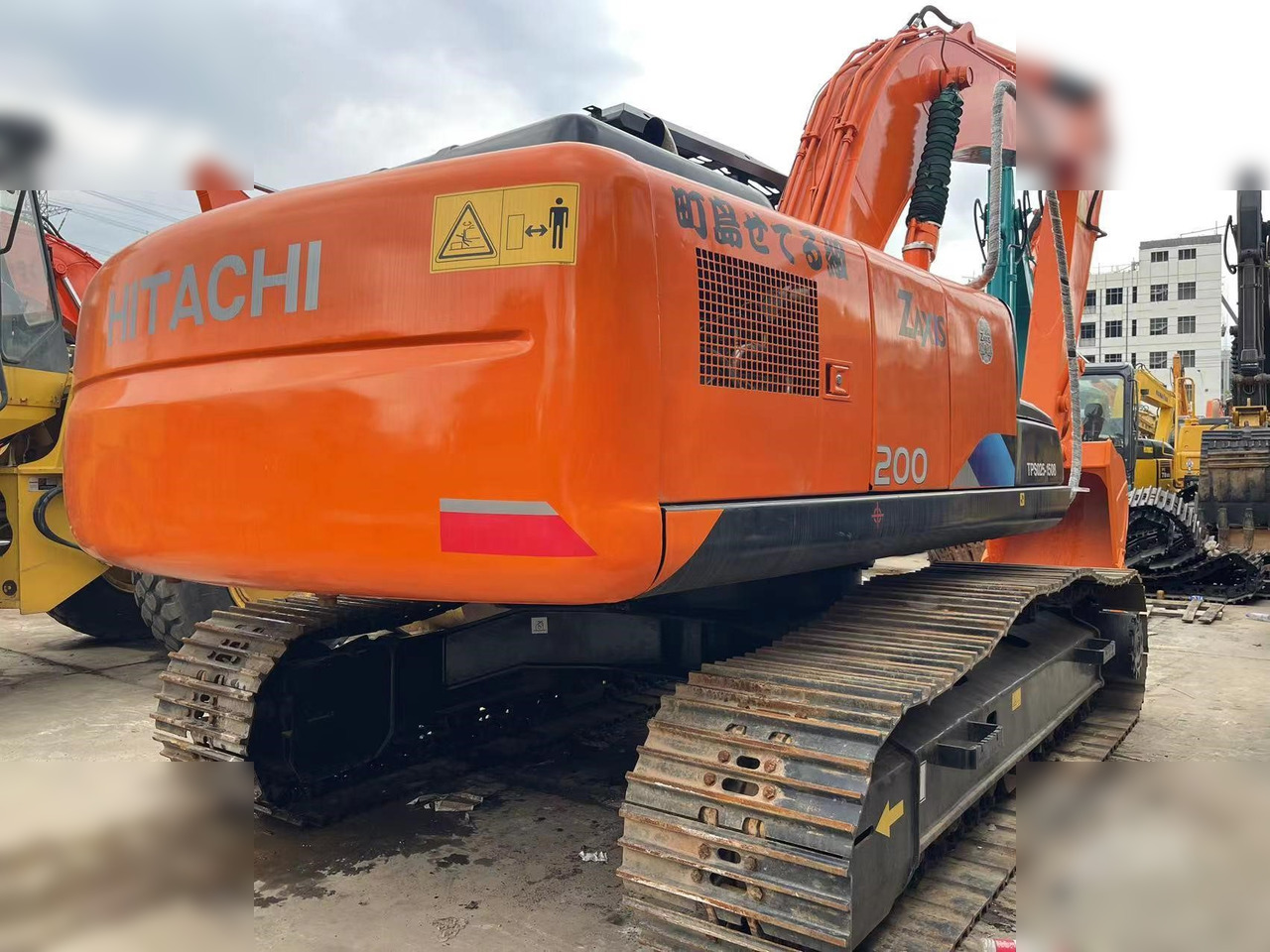 HITACHI ZX200 - Paletli ekskavatör: fotoğraf 2 HITACHI ZX200 - Paletli ekskavatör: fotoğraf 2