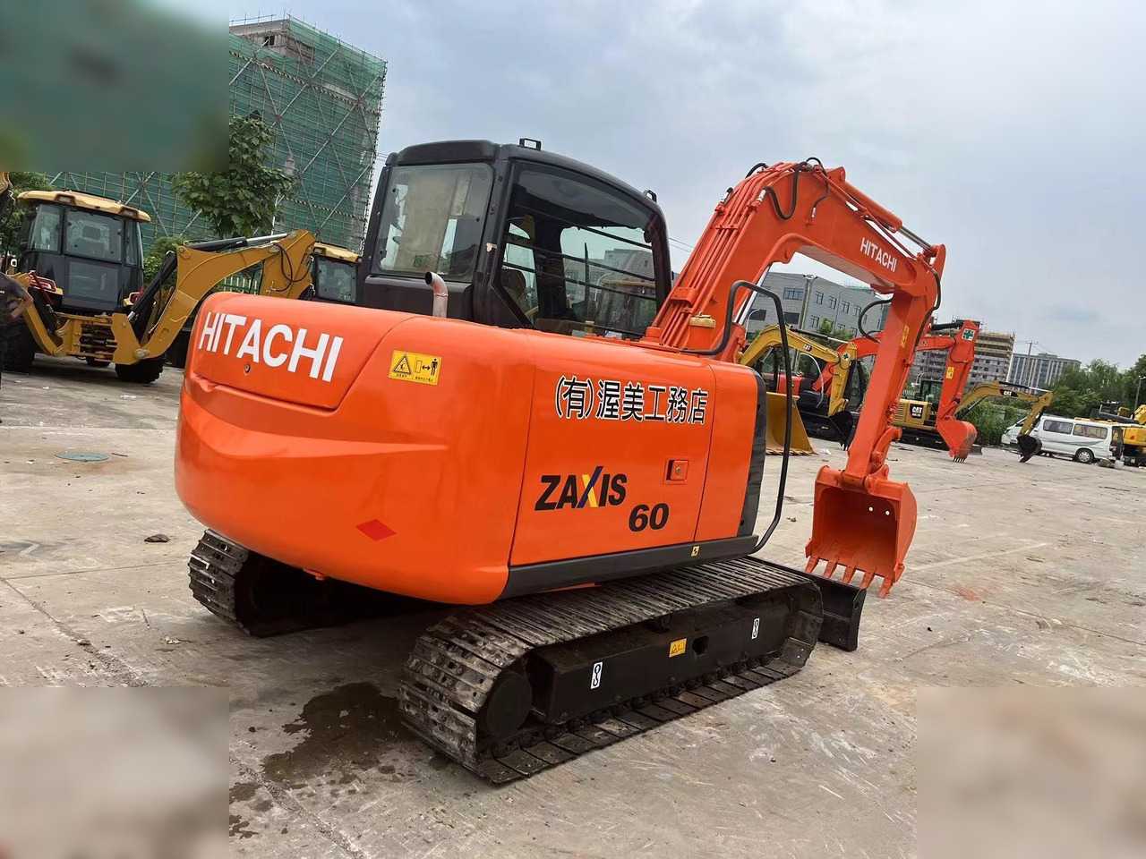 HITACHI ZX60 - Paletli ekskavatör: fotoğraf 4 HITACHI ZX60 - Paletli ekskavatör: fotoğraf 4