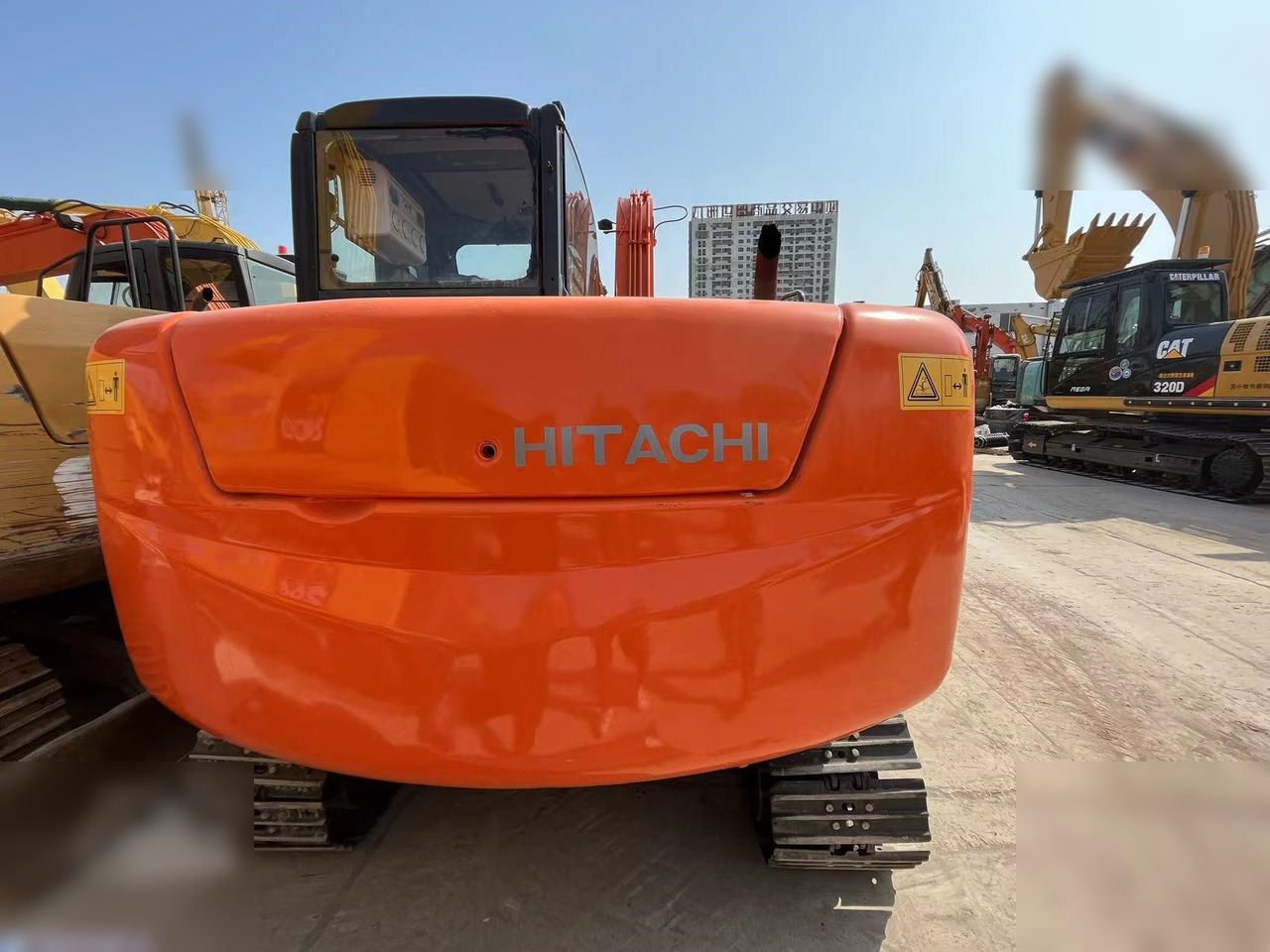 HITACHI ZX60 - Paletli ekskavatör: fotoğraf 2 HITACHI ZX60 - Paletli ekskavatör: fotoğraf 2