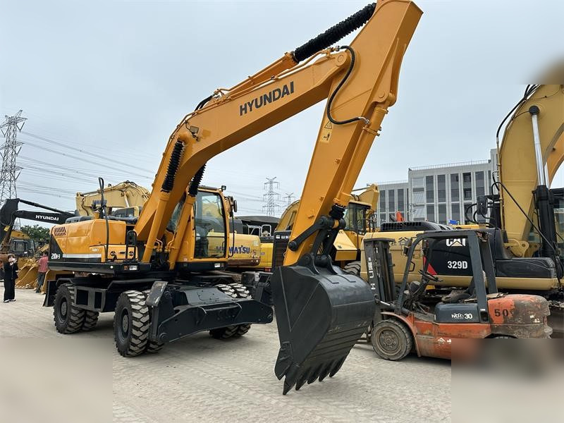 HYUNDAI ROBEX 210W-9 - Tekerlekli ekskavatör: fotoğraf 3 HYUNDAI ROBEX 210W-9 - Tekerlekli ekskavatör: fotoğraf 3