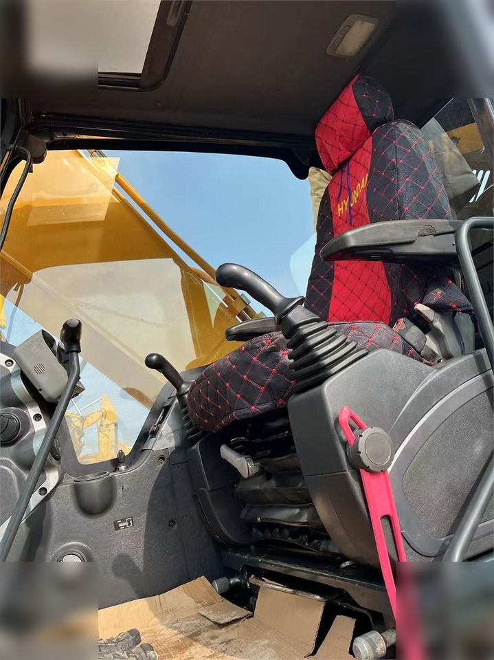Paletli ekskavatör HYUNDAI ROBEX 220 LC-9S: fotoğraf 8