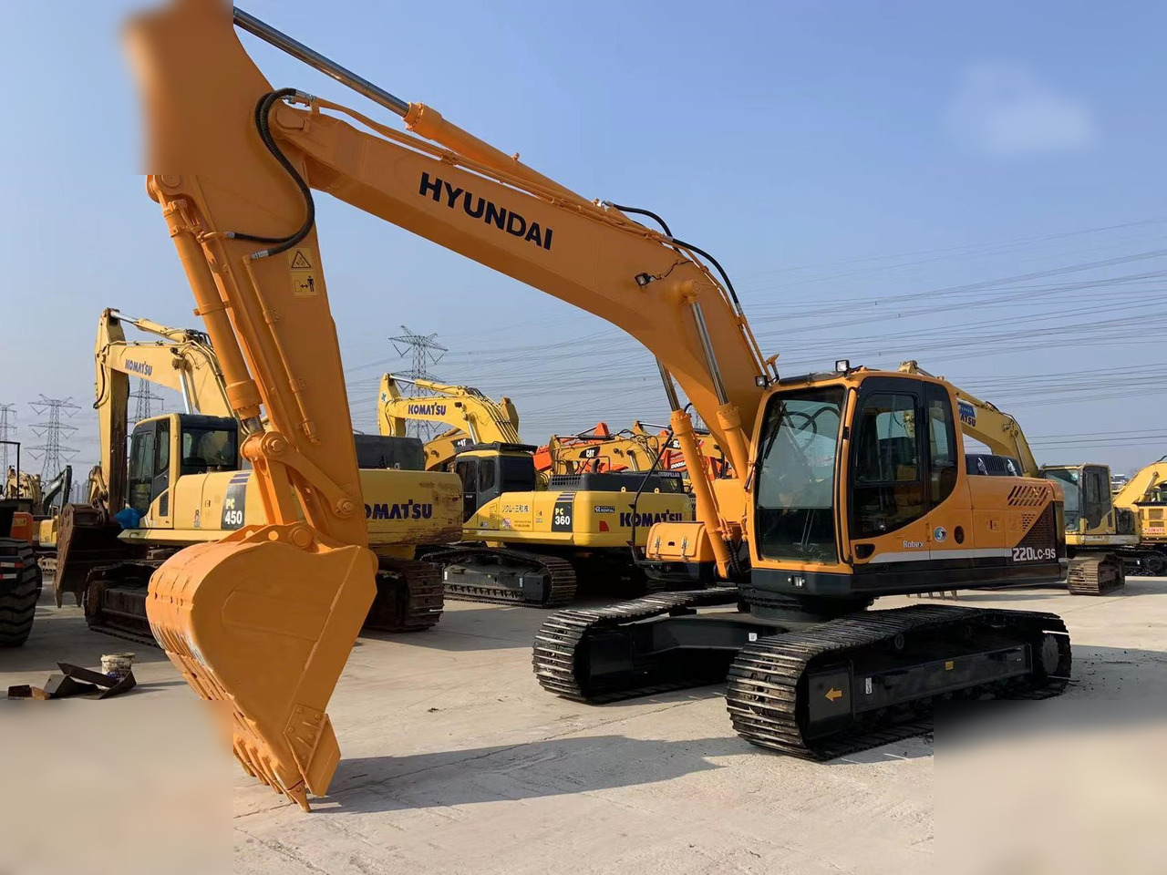 HYUNDAI ROBEX 220 LC-9S - Paletli ekskavatör: fotoğraf 3 HYUNDAI ROBEX 220 LC-9S - Paletli ekskavatör: fotoğraf 3