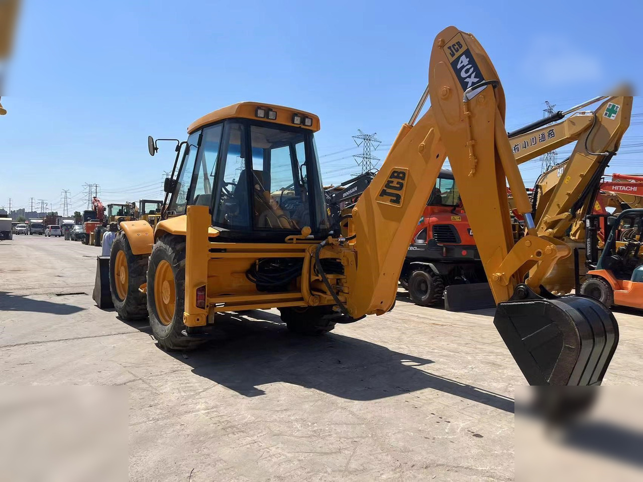 JCB 4CX - Iş makinesi: fotoğraf 3 JCB 4CX - Iş makinesi: fotoğraf 3