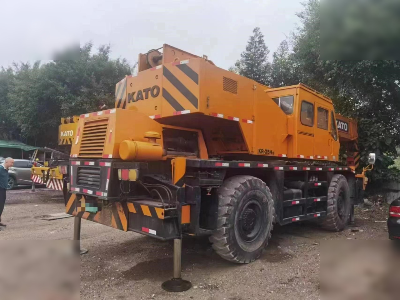 KATO KR25H - Arazi tipi vinç: fotoğraf 1 KATO KR25H - Arazi tipi vinç: fotoğraf 1