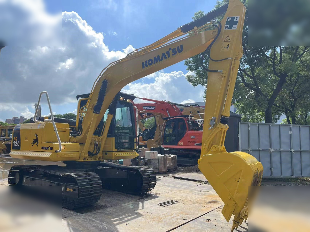 KOMATSU PC120-8 - Paletli ekskavatör: fotoğraf 3 KOMATSU PC120-8 - Paletli ekskavatör: fotoğraf 3