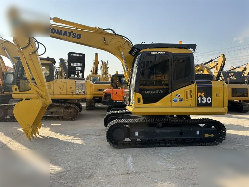 KOMATSU PC130-7 - Paletli ekskavatör: fotoğraf 1 KOMATSU PC130-7 - Paletli ekskavatör: fotoğraf 1