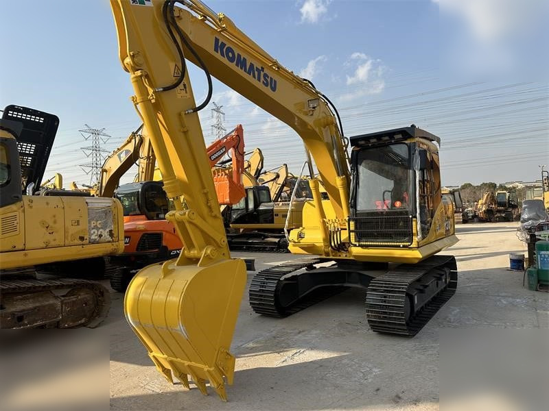 KOMATSU PC130-7 - Paletli ekskavatör: fotoğraf 4 KOMATSU PC130-7 - Paletli ekskavatör: fotoğraf 4