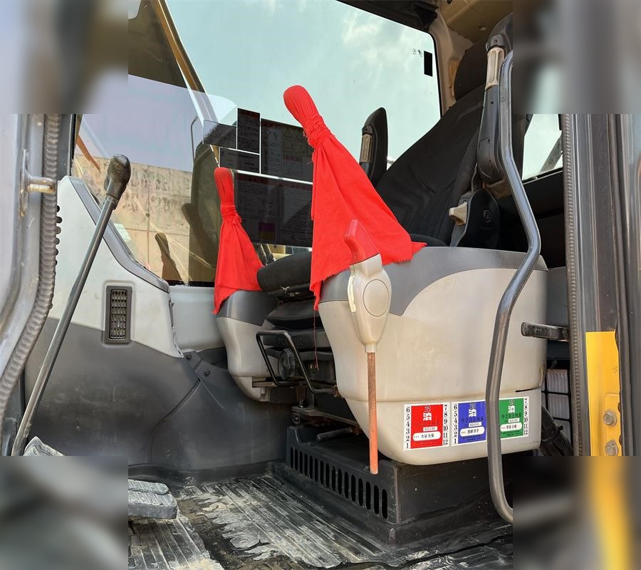 KOMATSU PC130-7 - Paletli ekskavatör: fotoğraf 5 KOMATSU PC130-7 - Paletli ekskavatör: fotoğraf 5