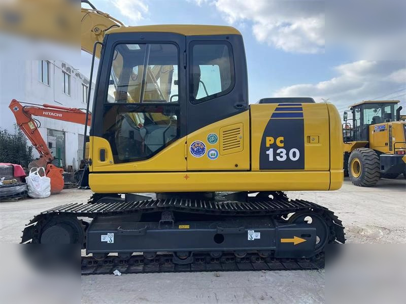 KOMATSU PC130-7 - Paletli ekskavatör: fotoğraf 3 KOMATSU PC130-7 - Paletli ekskavatör: fotoğraf 3