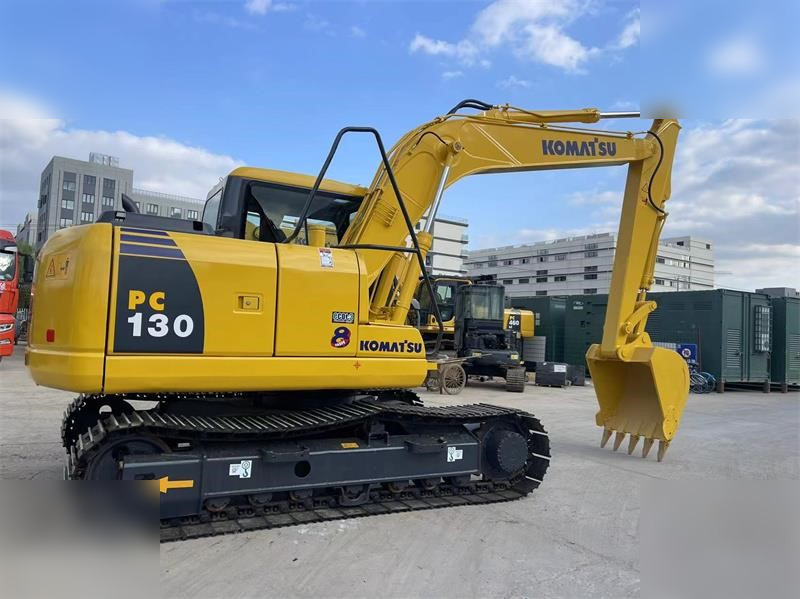 KOMATSU PC130-7 - Paletli ekskavatör: fotoğraf 2 KOMATSU PC130-7 - Paletli ekskavatör: fotoğraf 2