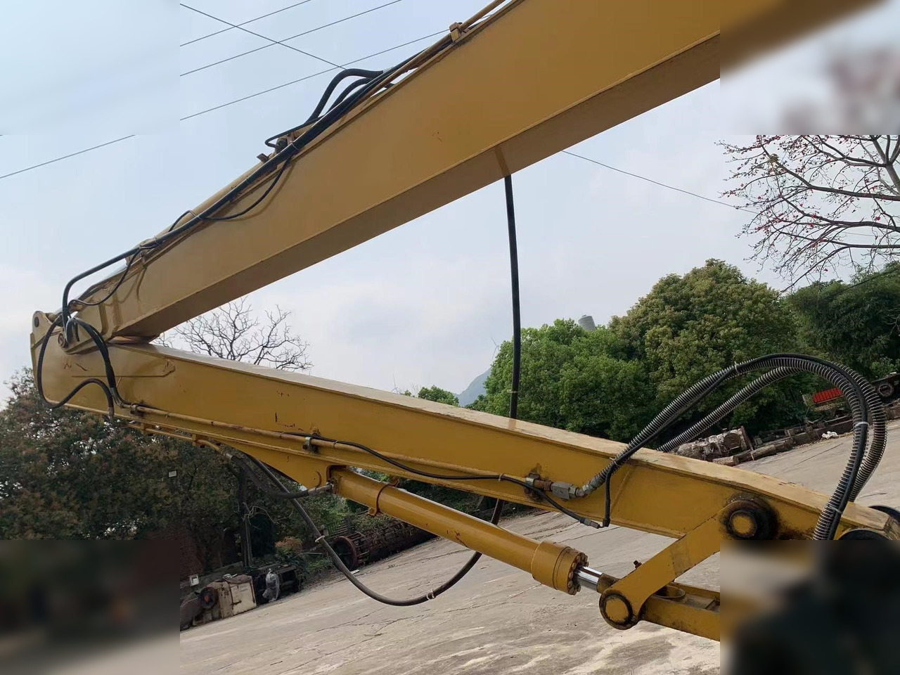 KOMATSU PC130-7 - Paletli ekskavatör: fotoğraf 4 KOMATSU PC130-7 - Paletli ekskavatör: fotoğraf 4