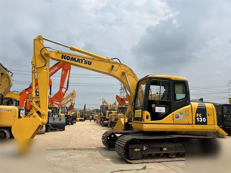 KOMATSU PC130-7 - Paletli ekskavatör: fotoğraf 5 KOMATSU PC130-7 - Paletli ekskavatör: fotoğraf 5