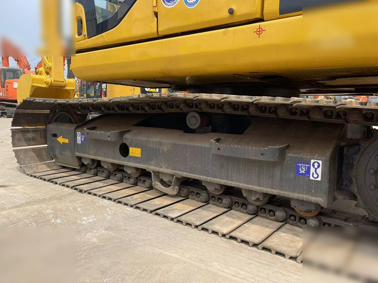 KOMATSU PC130-7 - Paletli ekskavatör: fotoğraf 4 KOMATSU PC130-7 - Paletli ekskavatör: fotoğraf 4