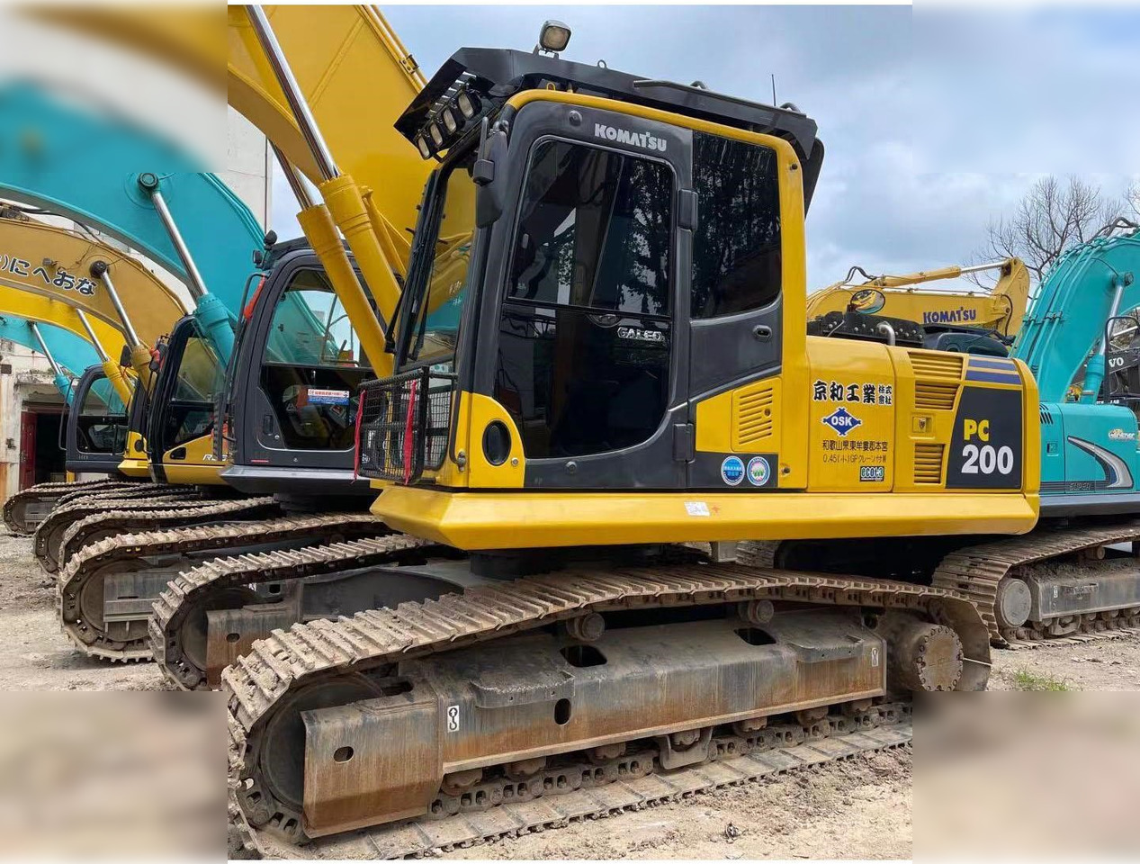 KOMATSU PC200-8 - Paletli ekskavatör: fotoğraf 1 KOMATSU PC200-8 - Paletli ekskavatör: fotoğraf 1