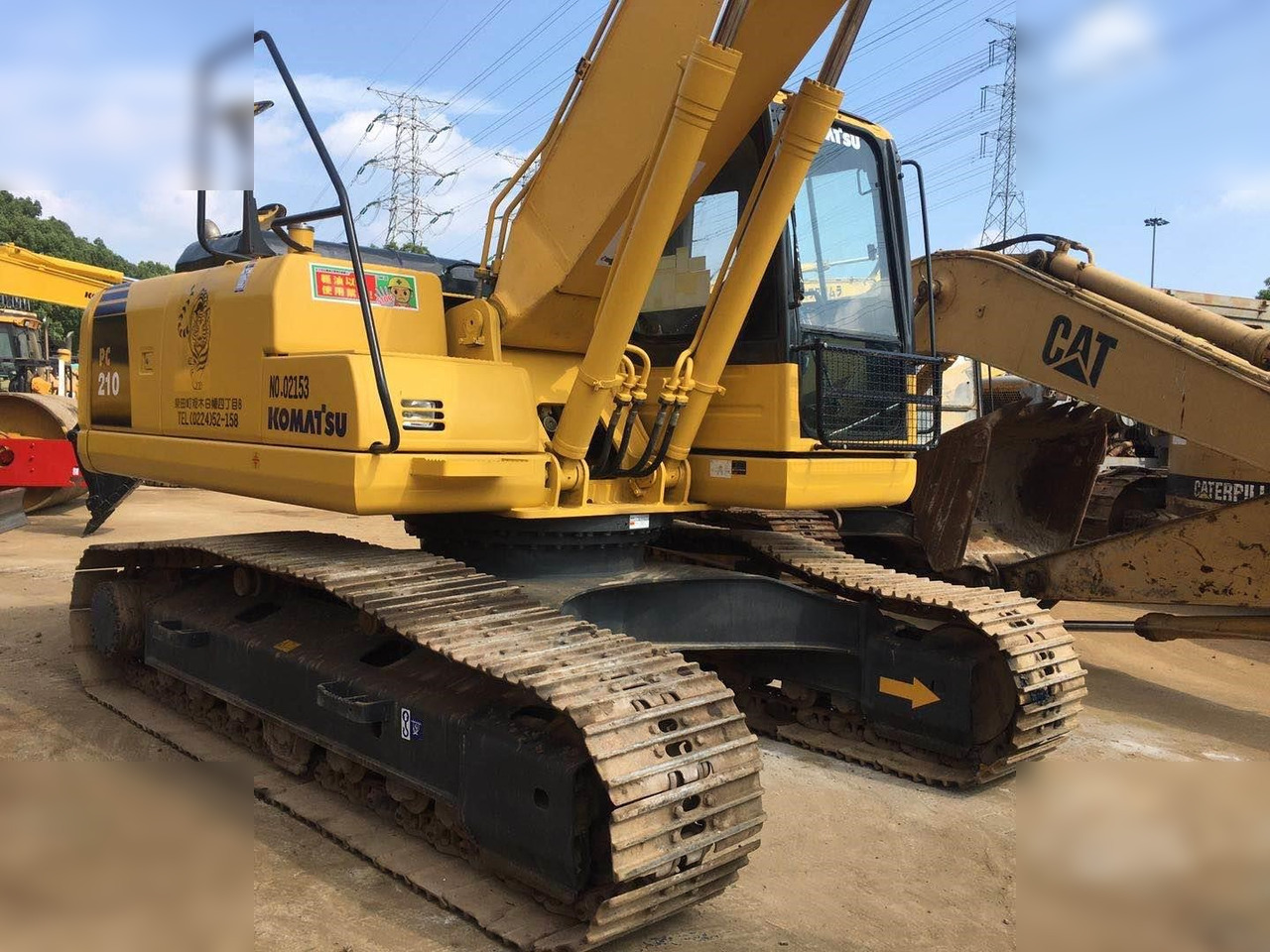 KOMATSU PC210-8N1 - Paletli ekskavatör: fotoğraf 4 KOMATSU PC210-8N1 - Paletli ekskavatör: fotoğraf 4